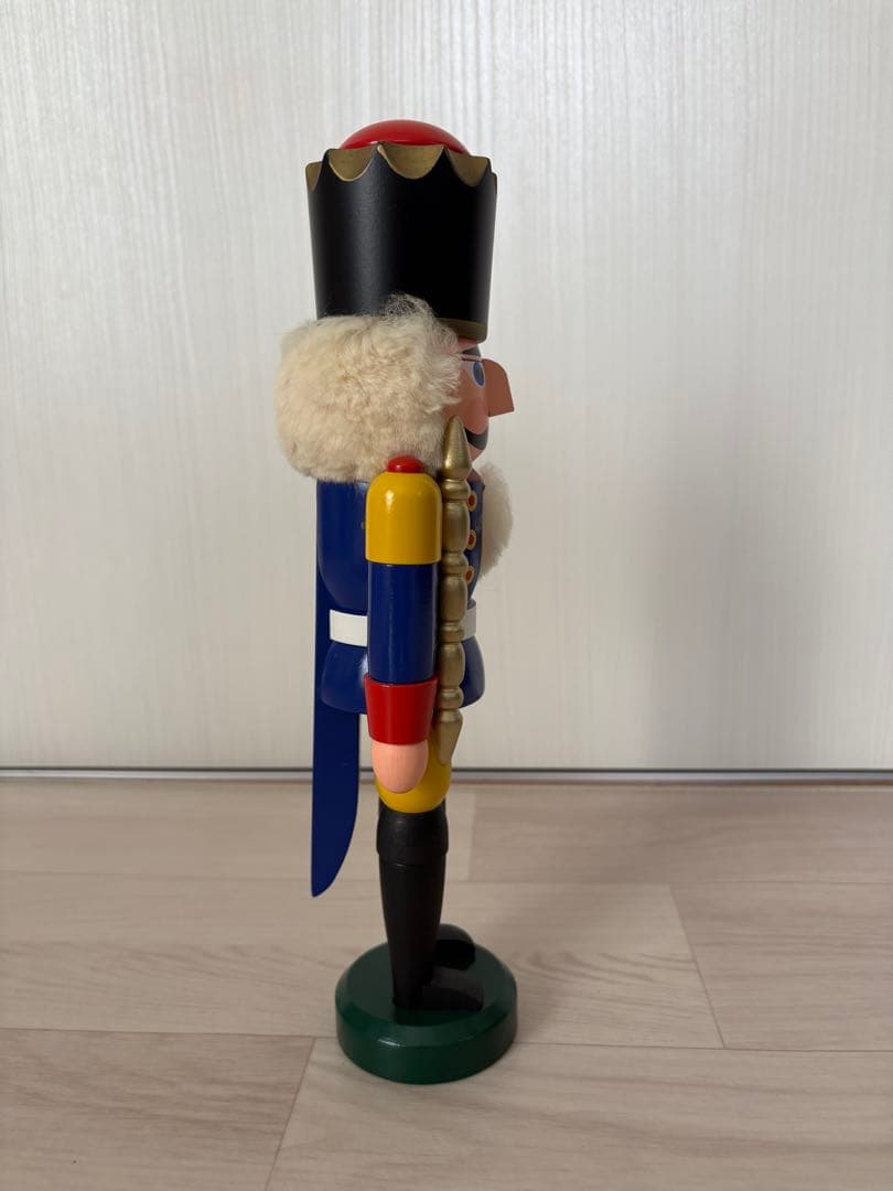 Seiffener Volkskunst社製　くるみ割り人形　王様　青　29cm
