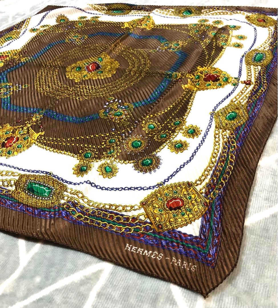 Sのお部屋！☆HERMES エルメス☆プリーツスカーフ 宝石デザイン