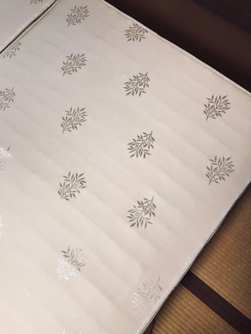 シモンズ　ボックススプリング②