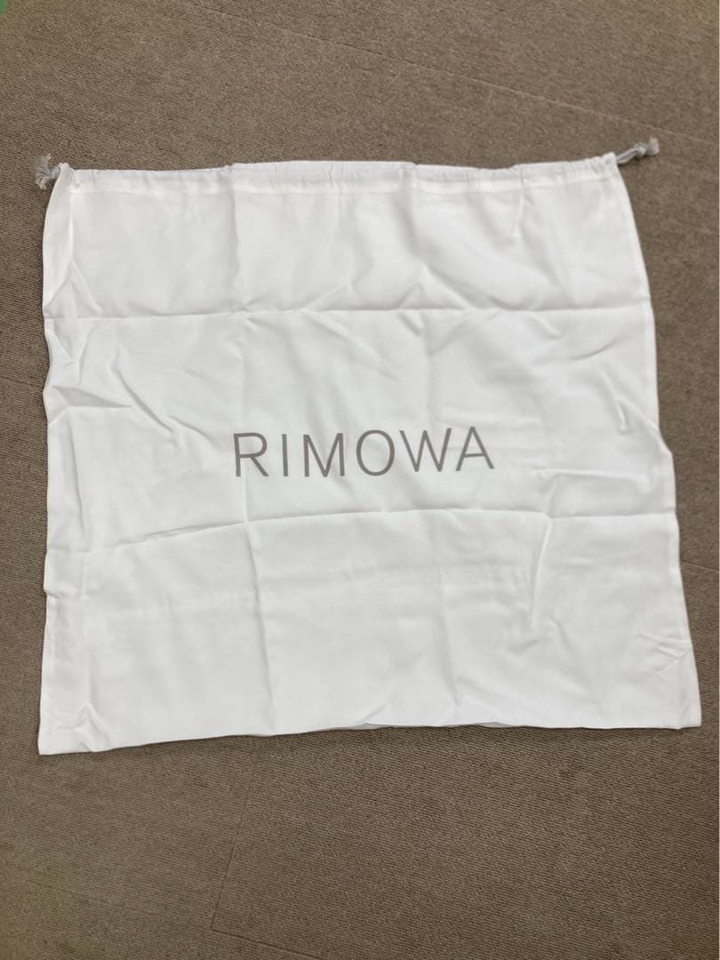 RIMOWA パイロット スーツケース（購入の前にコメントください）