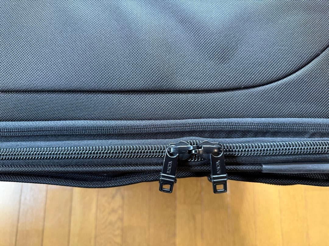 TUMI キャリーバック　機内持ち込みサイズ