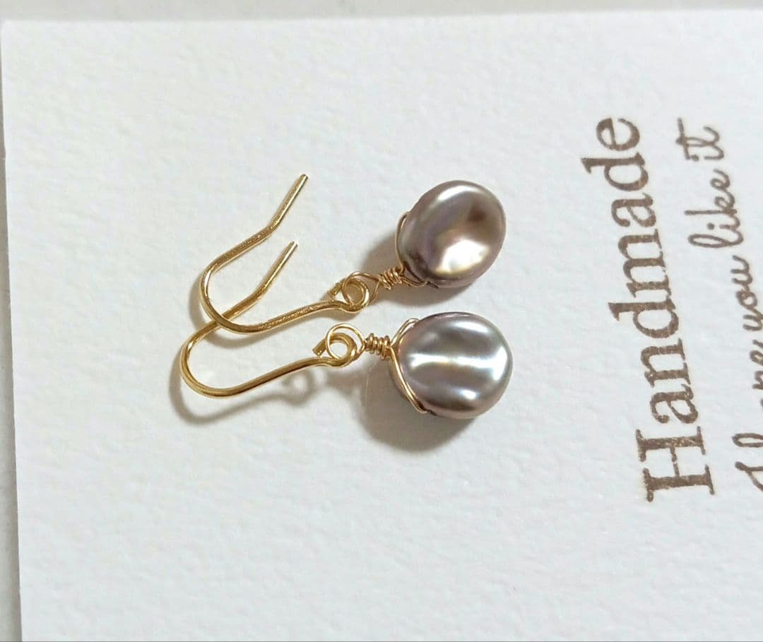 1527 シンプル✨️シルバーブラウンカラー　ケシパールピアス