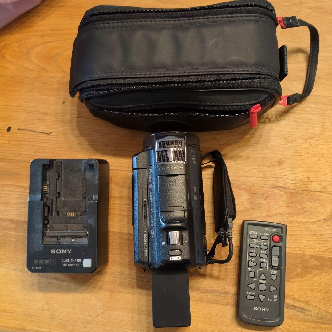 SONY HDR-PJ800 ビデオカメラ 本体（ケース、バッテリーつき）