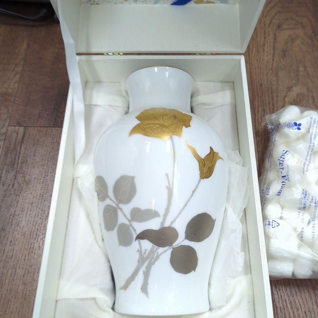 新品未使用　大倉陶園　金蝕バラ　28cm花器