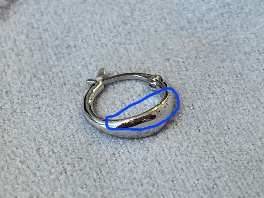 【ete】K10WG フープ ピアス　ホワイトゴールド　※片耳のみ