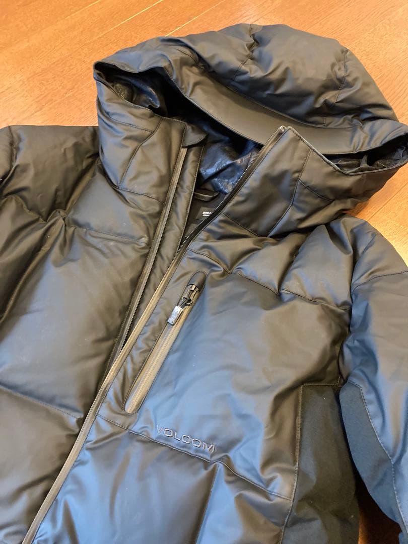 VOLCOMのダウンジャケットM