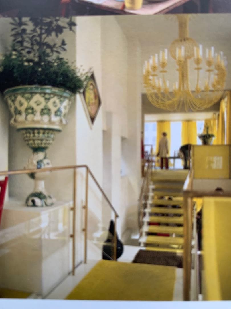 ビヨンヴィンブラッド　ビンテージ・木板に手印刷の少女柄飾り板