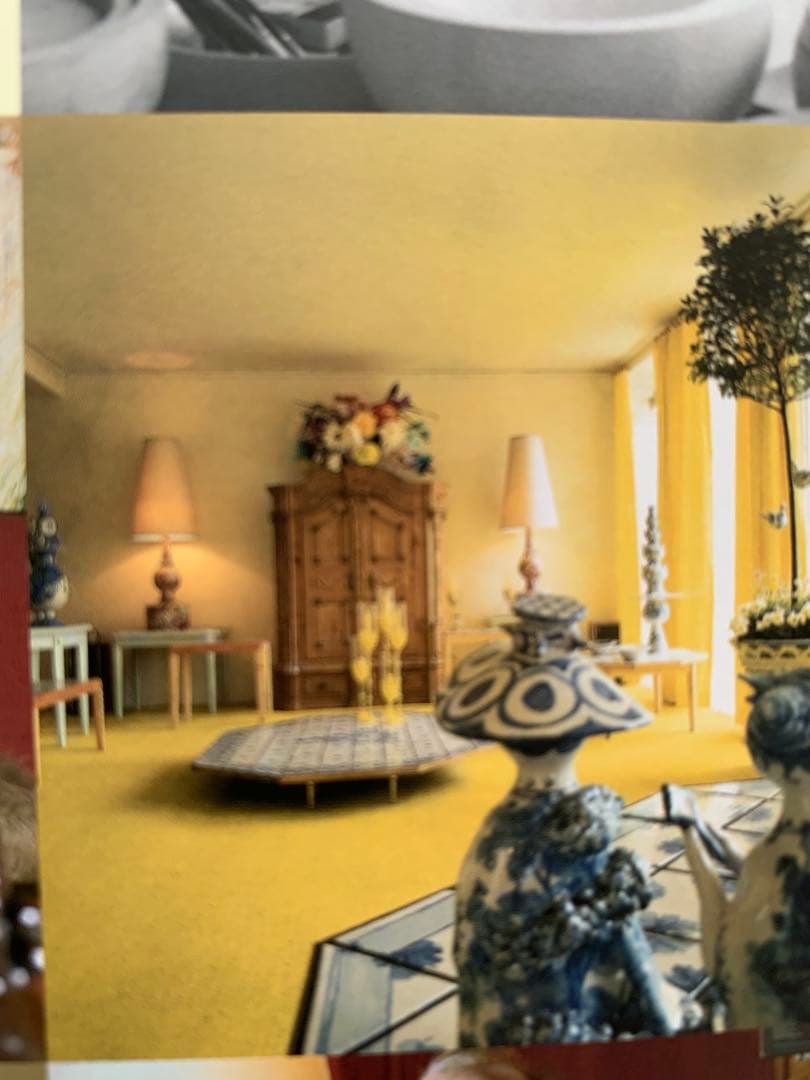 ビヨンヴィンブラッド　ビンテージ・木板に手印刷の少女柄飾り板