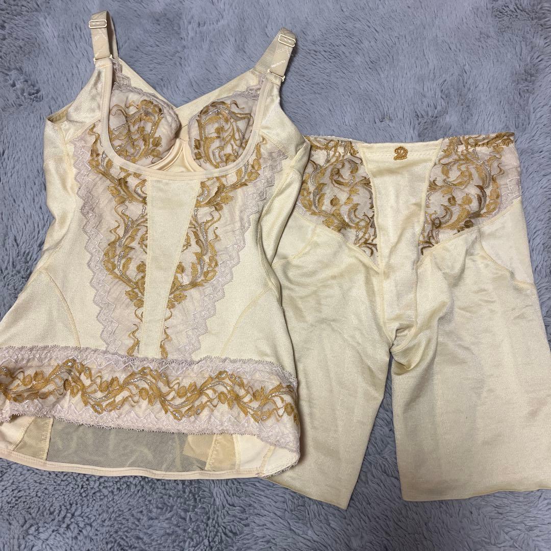 マルコ リベルディーニュ ボディシェーパーB70M　ロングガードル M64