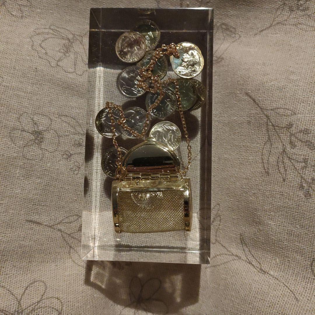 フランスフラン金色メッシュホルダーとセットの置物