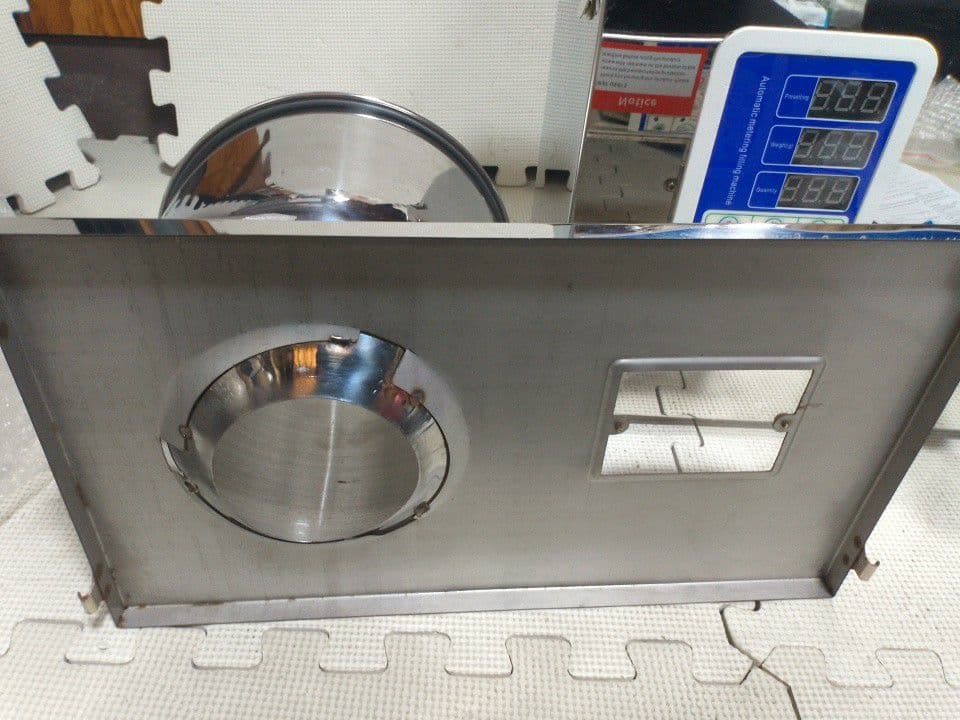 自動計量充填機　KL100 多機能　ステンレス製 通電OK 業務用　食品