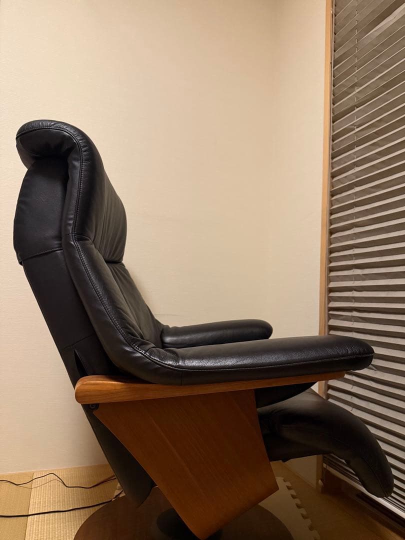 大幅値下げ　カリモク　1人掛け用　ザファースト