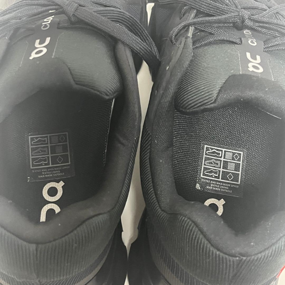 オン　ON Cloudrunner Waterproof ランニング24 美品