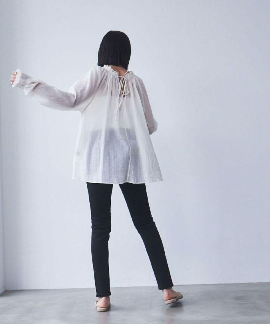 ヤヌーク2025年／ほぼ未使用・1回着用のみ／スキニーPATRICIA 25