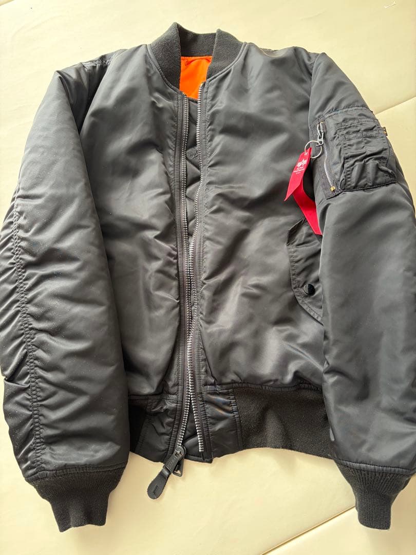 ALPHA Industries MA-1 S ブラック