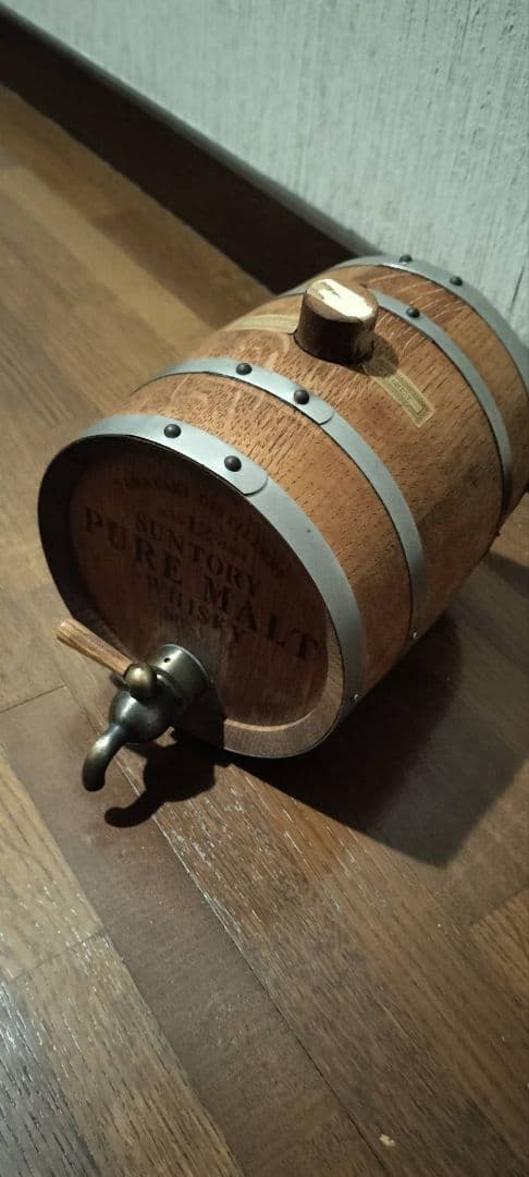 Suntory Pure Malt Whisky ミニバレル(空容器)