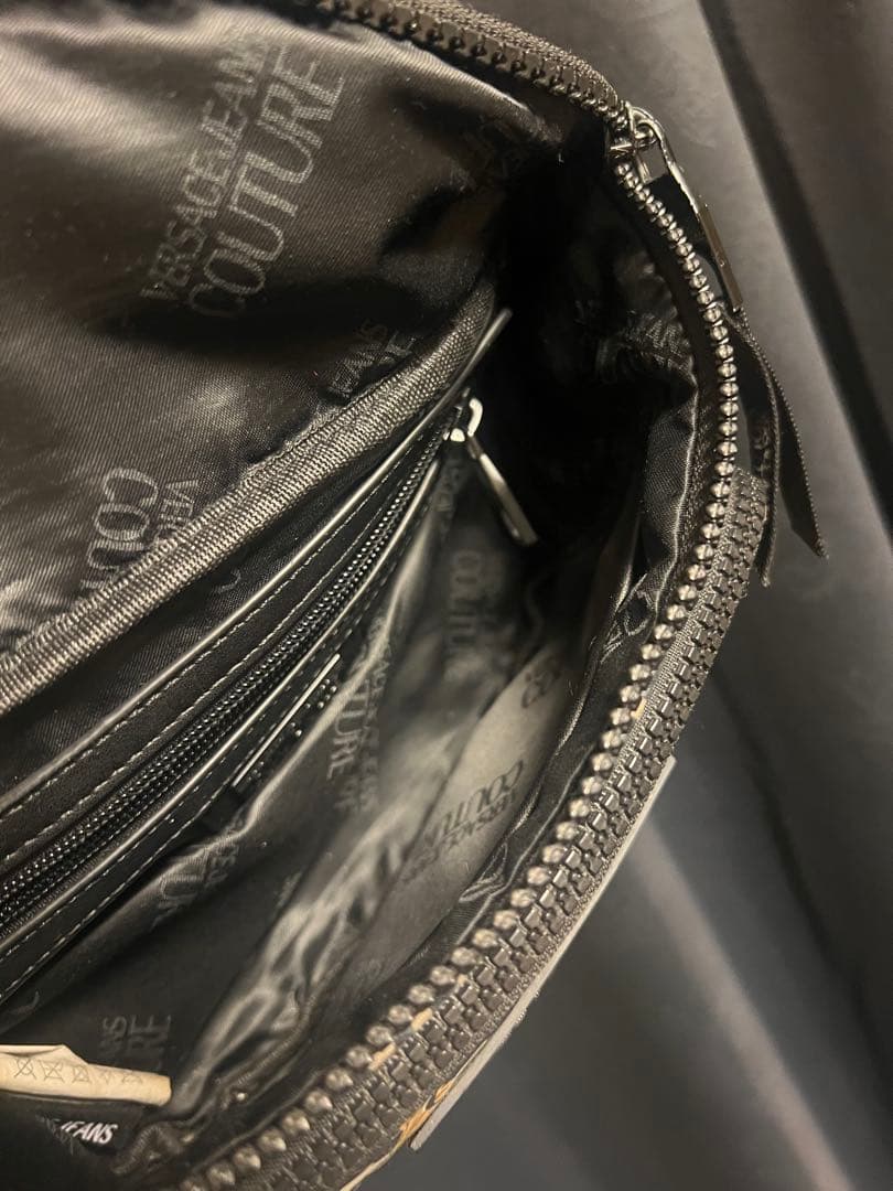 VERSACE JEANS COUTURE ボディバッグ