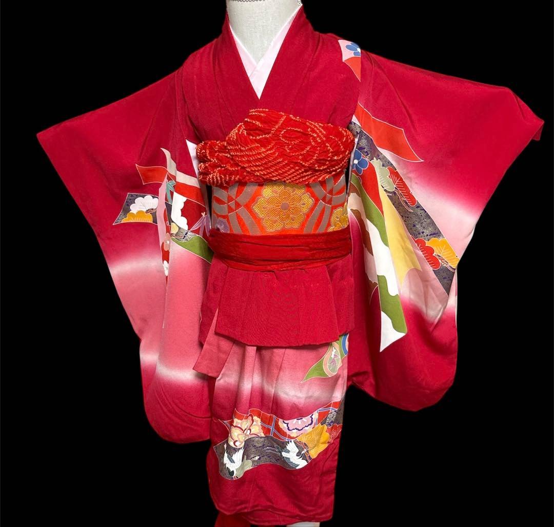 七五三 女の子 三歳 祝着 赤系 豪華友禅柄　正絹着物
