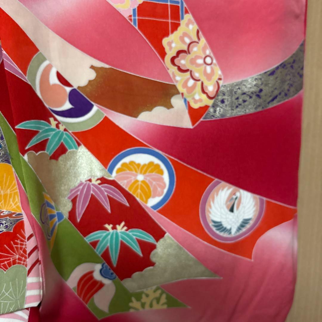 七五三 女の子 三歳 祝着 赤系 豪華友禅柄　正絹着物