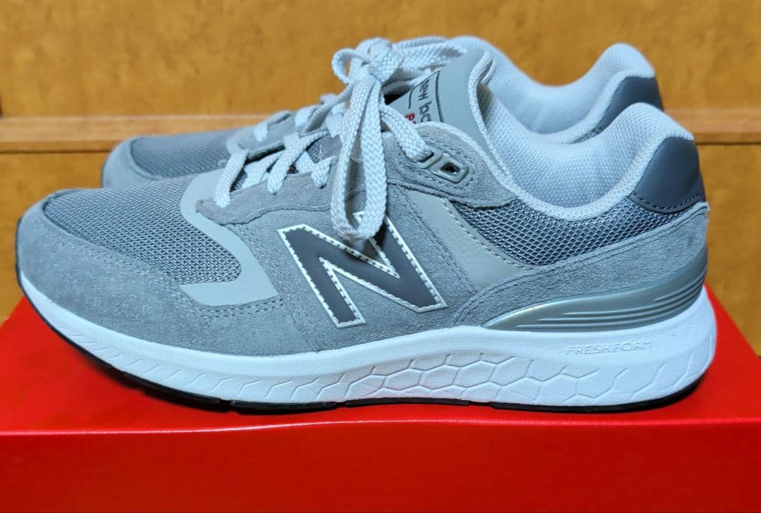 最終値下げ!! ニューバランス MW880CG6 26.5cm 4E