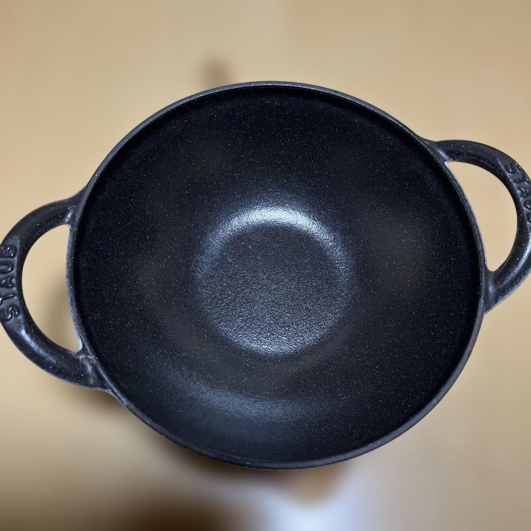 Staub baby ウオック