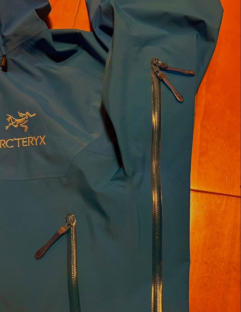 ARC’TERYX BETA SL マウンテンパーカー｜廃盤・希少