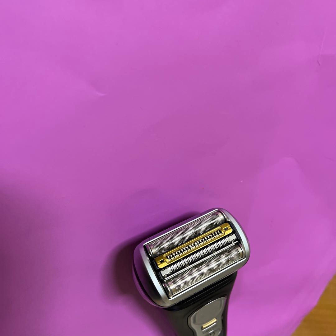 Braun S9 Pro メンズ電気シェーバー　ブラウン 展示品　未使用品