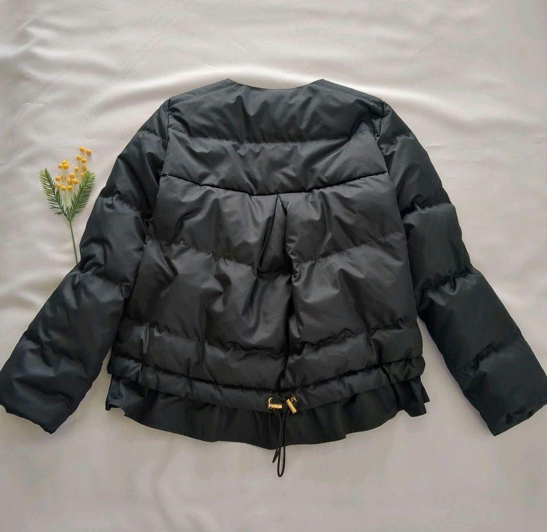 極美品 trois バックギャザー ペプラムダウンジャケット ゴールド金具