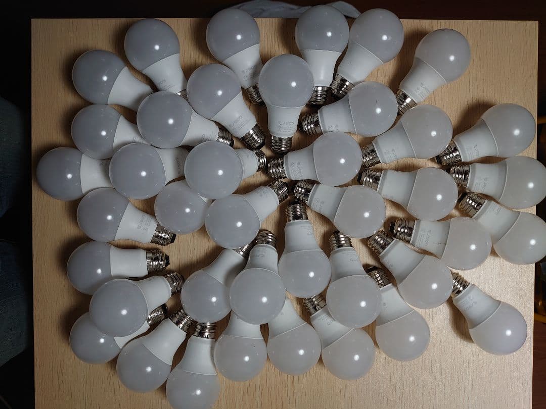 電球色LED60形　44玉 （ばら売り応相談）