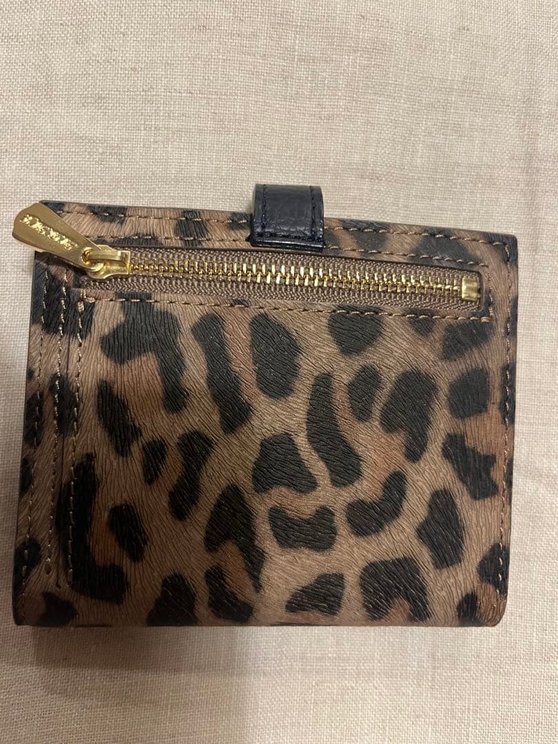 エーディーエムジェイ ＴＨＥ　ＢＥＥ 牛革ヘアカーフ型押し ミニウォレット