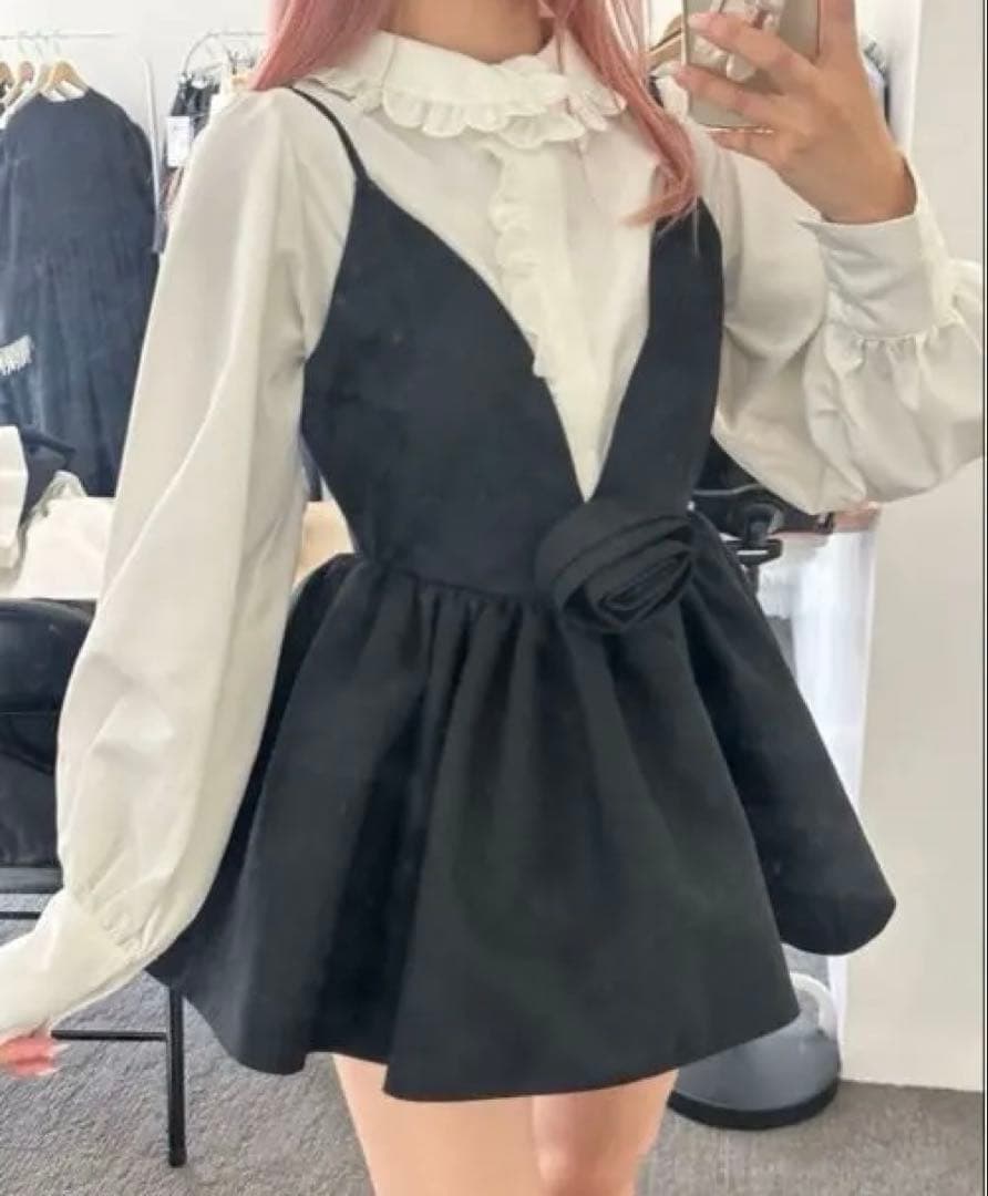 ワンピース Bibiy. ALEXA FLOWER ROMPERS