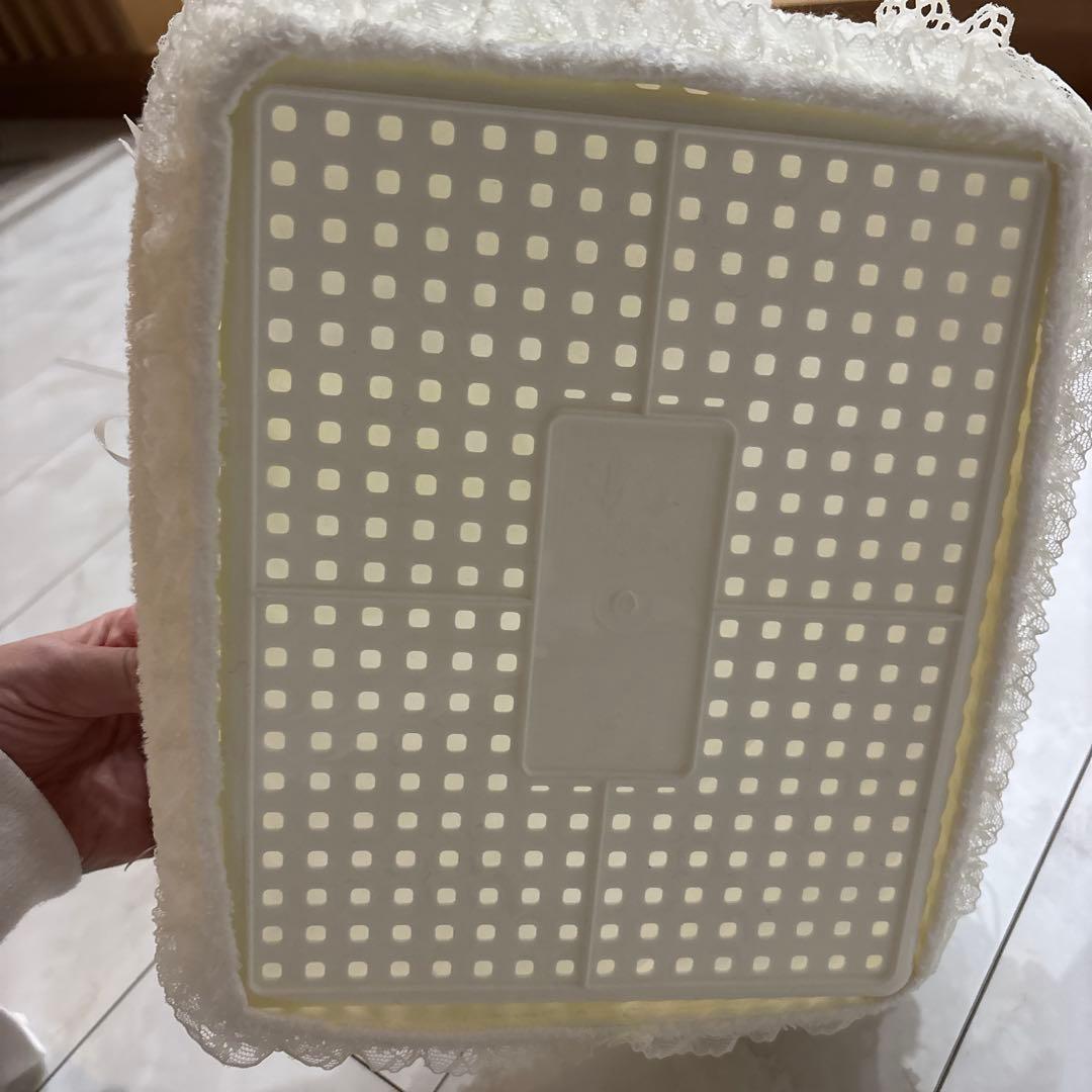 シェシェ仕切り付き収納ボックス