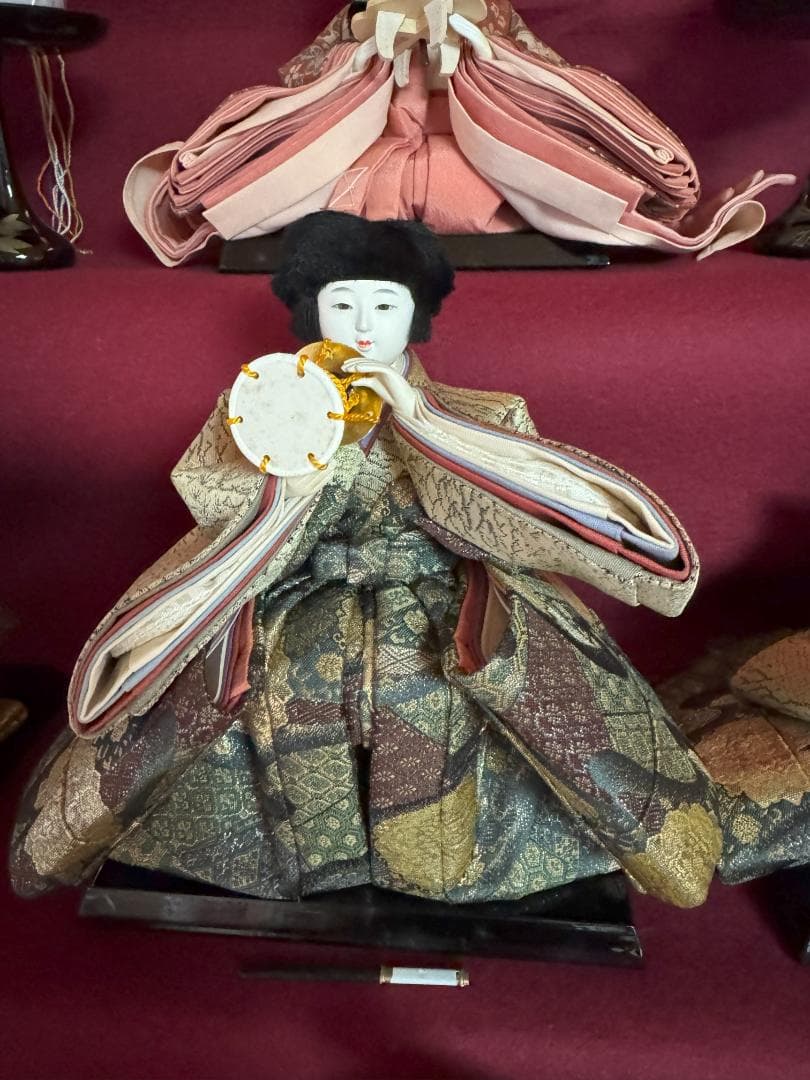 七段飾り　ひな人形