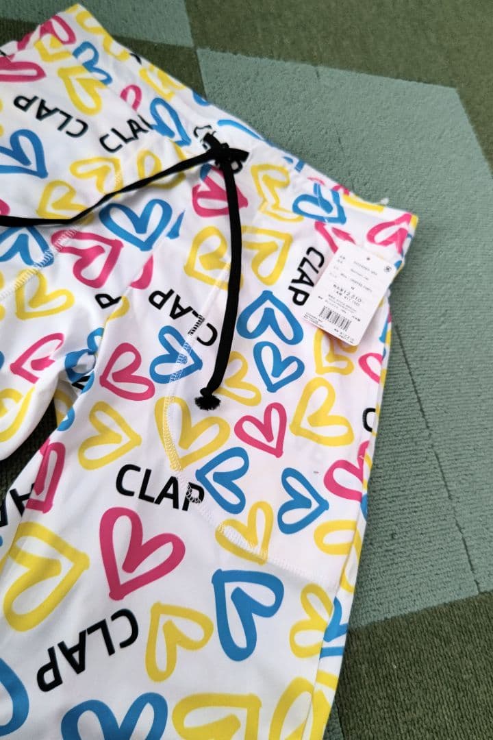 clap クラップ　百貨店限定　LIMITED ハートハートクロップドパンツ