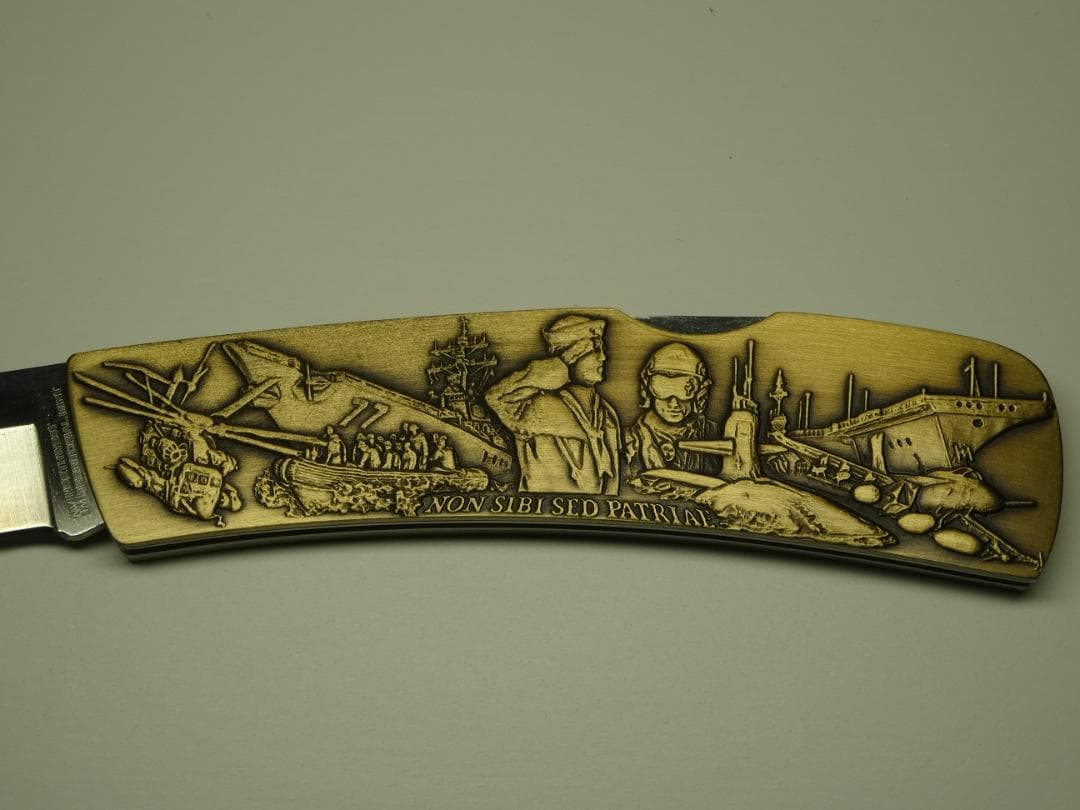 米海軍太平洋艦隊司令官 ロバート F. ウイラード大将記念ナイフ