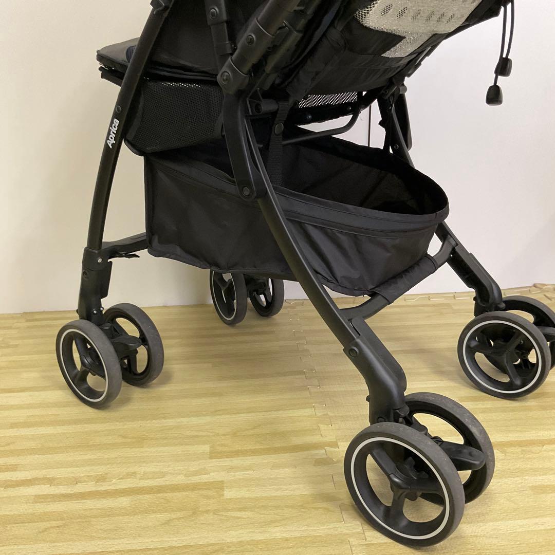 専用 綺麗！アップリカ ラクーナ クッション AC スポーティーネイビー