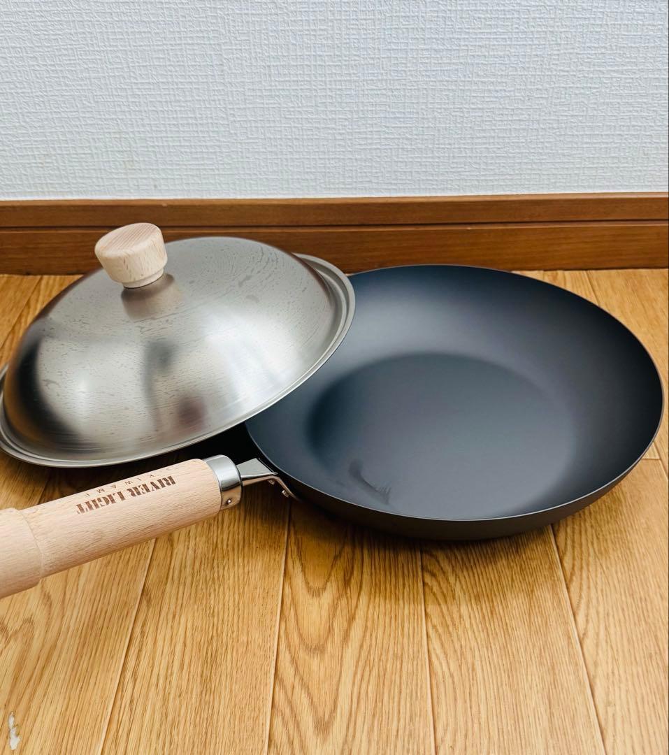 新品未使用　リバーライト　極JAPAN 鉄　フライパン　26センチ　鉄フライパン
