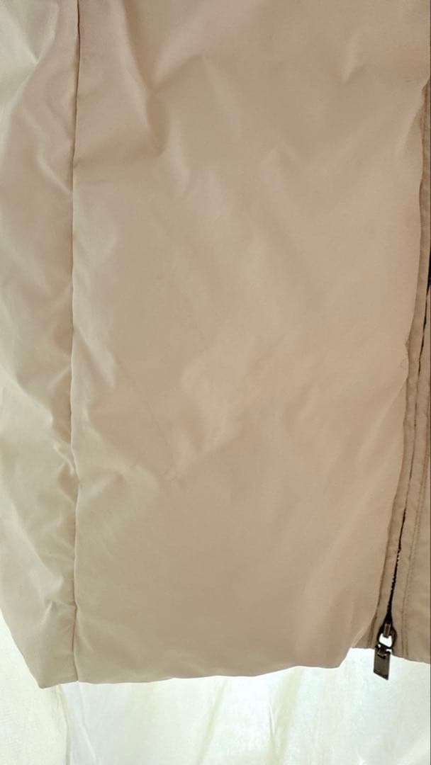 【Man Mara】ホワイトダウン　高級感お上品かつおしゃれ