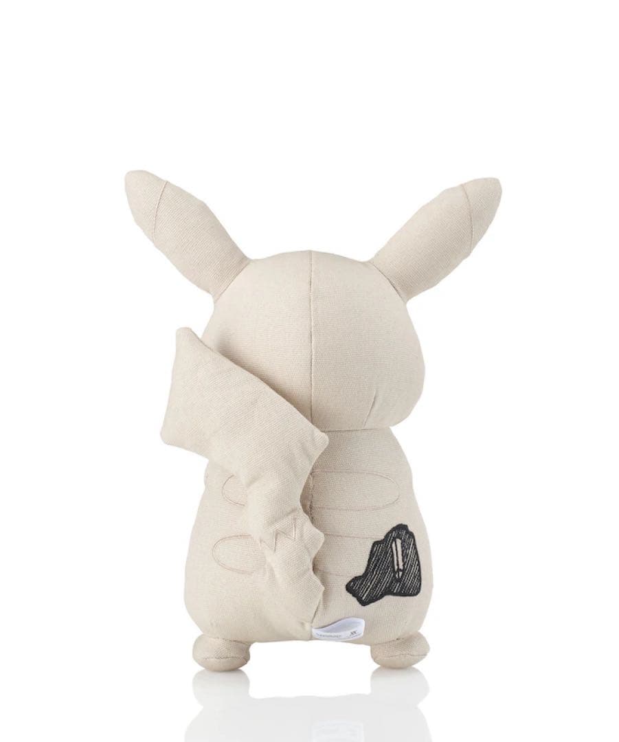長*澤様 スモール Daniel Arsham×Pokemon plush Pi