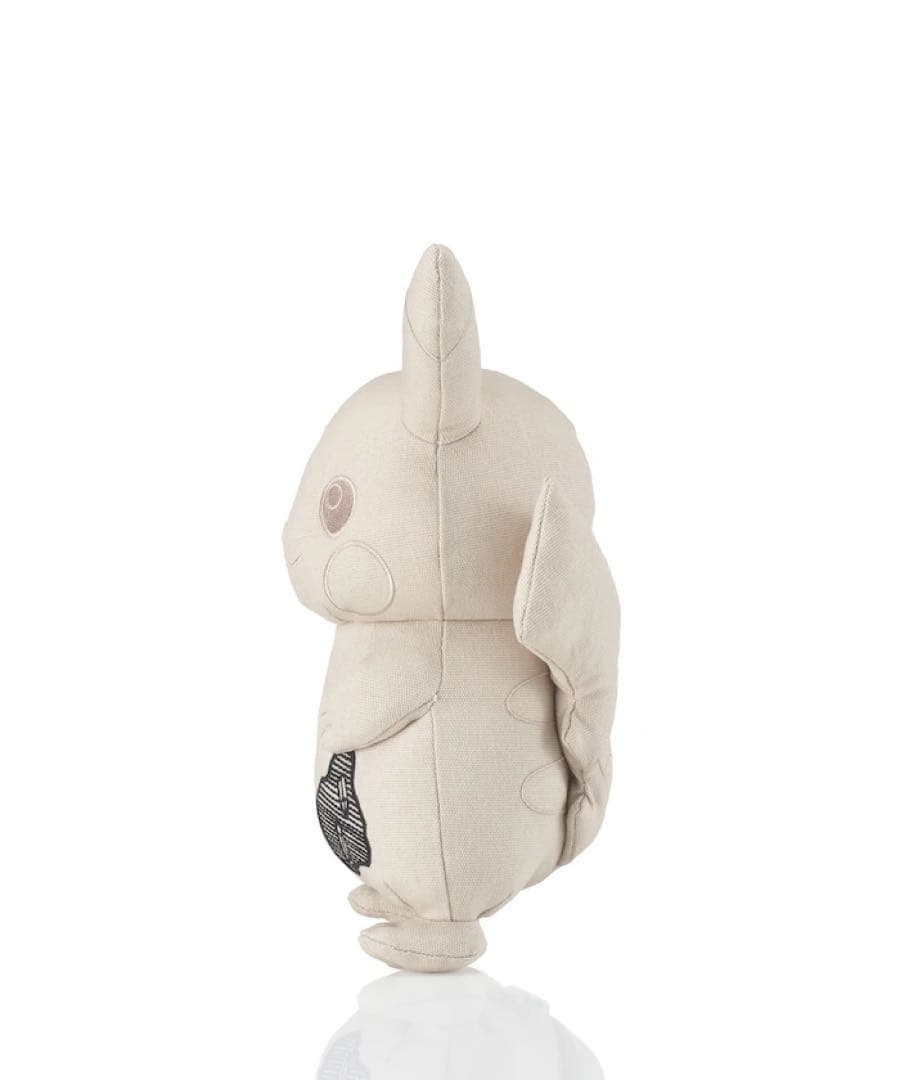 長*澤様 スモール Daniel Arsham×Pokemon plush Pi