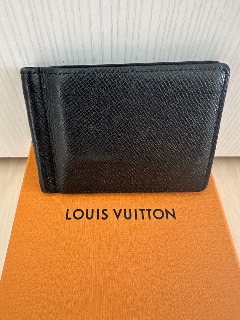 ルイヴィトン ポルトフォイユ パンス タイガ マネークリップ