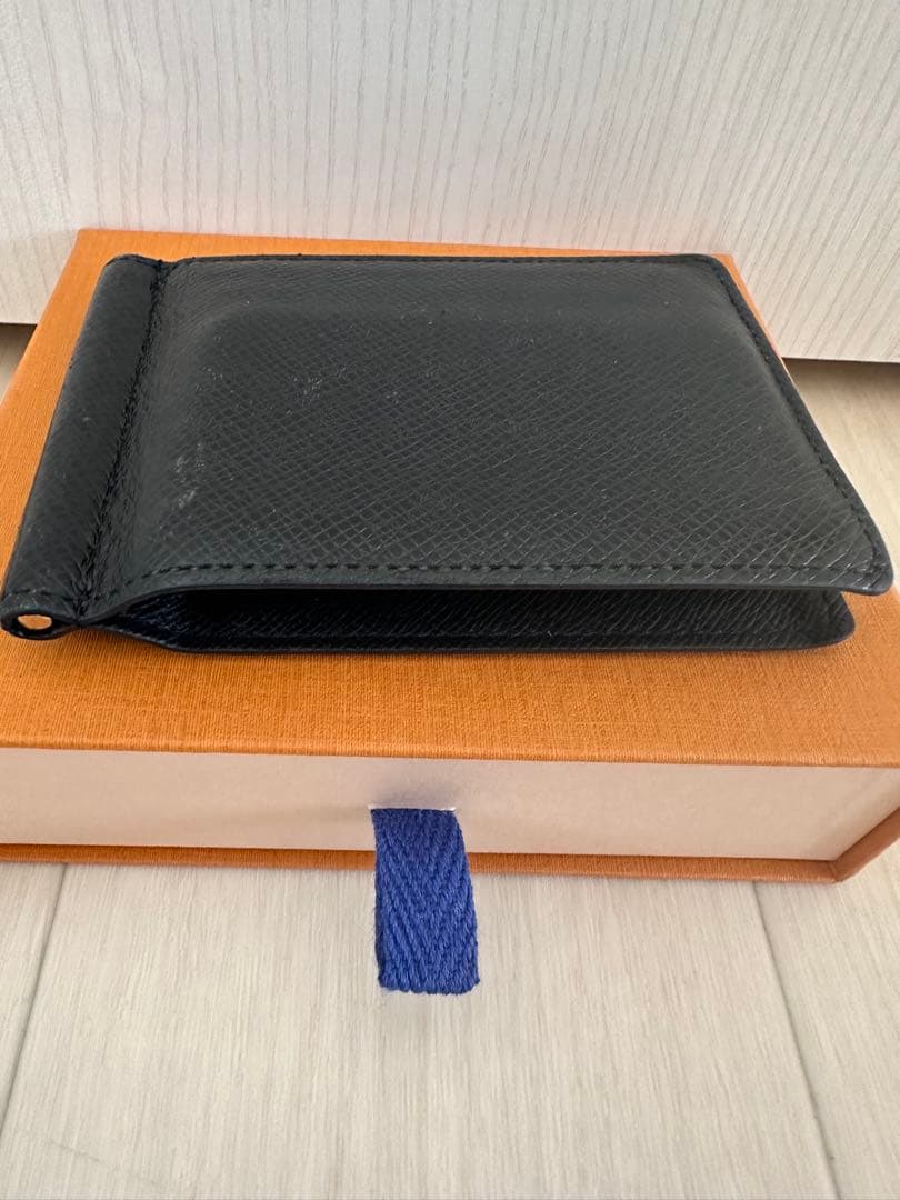 ルイヴィトン ポルトフォイユ パンス タイガ マネークリップ