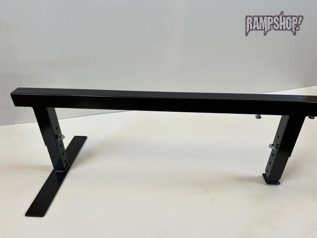 送料込　限定1台　2分割レール　4段調節　スケートボード　セクション　スケボー