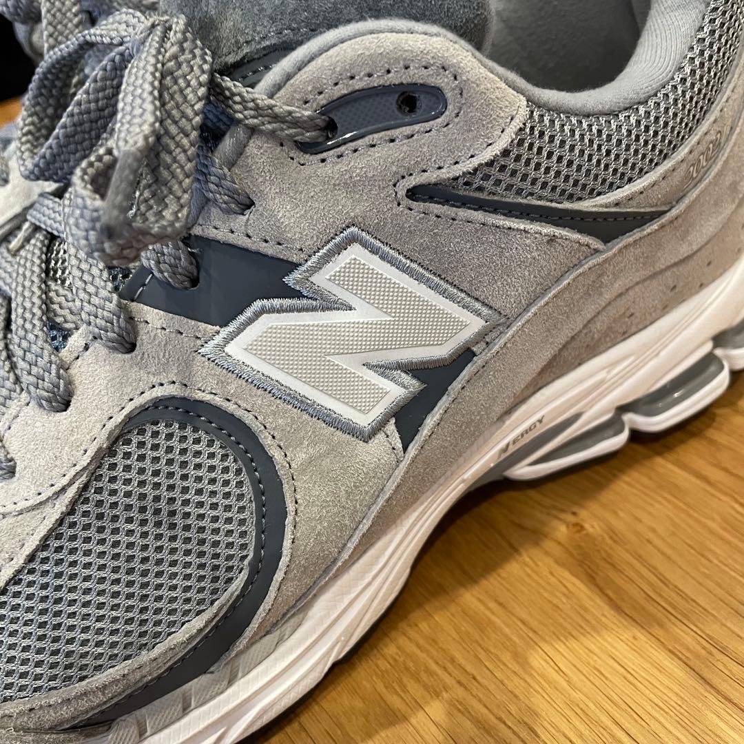 極美品・未使用級 箱付New Balance M2002RSTグレー　28cm