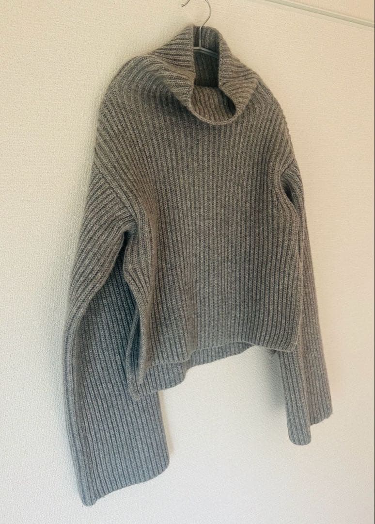 THE SHISHIKUI HIGH NECK KNIT カシミヤ