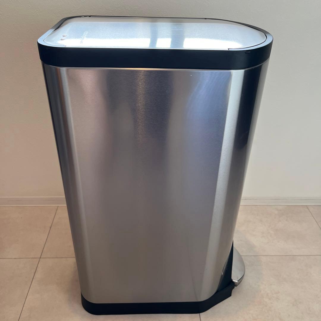 シンプルヒューマン バタフライ ステップカン 30L