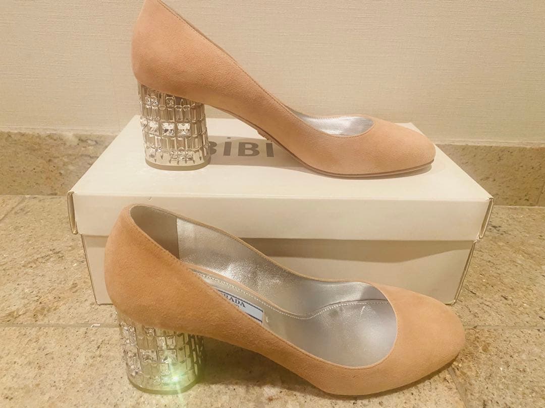 【プロフィールご覧ください】pon プラダ　2018年春夏　ヒール靴