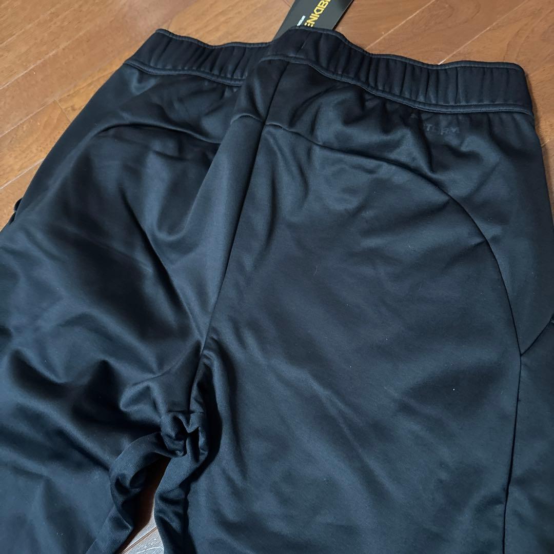 新品　アンダーアーマー　アンディナイアブル　UAベースボールの最高峰　起毛　L