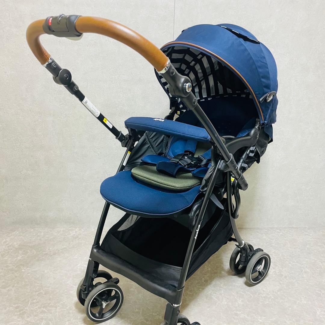 美品　ラクーナビッテクッション　ネイビー ストライプ レザーハンドル