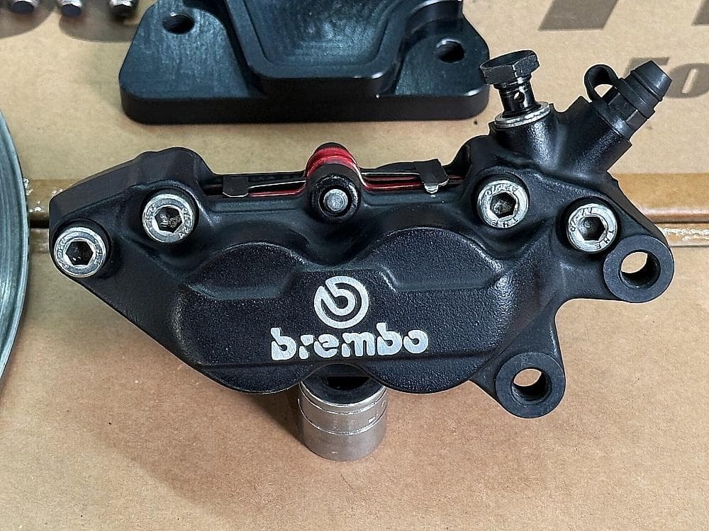 4D9 マジェスティ用 ブレンボ＆285ｍｍ大径ブレーキディスクローター